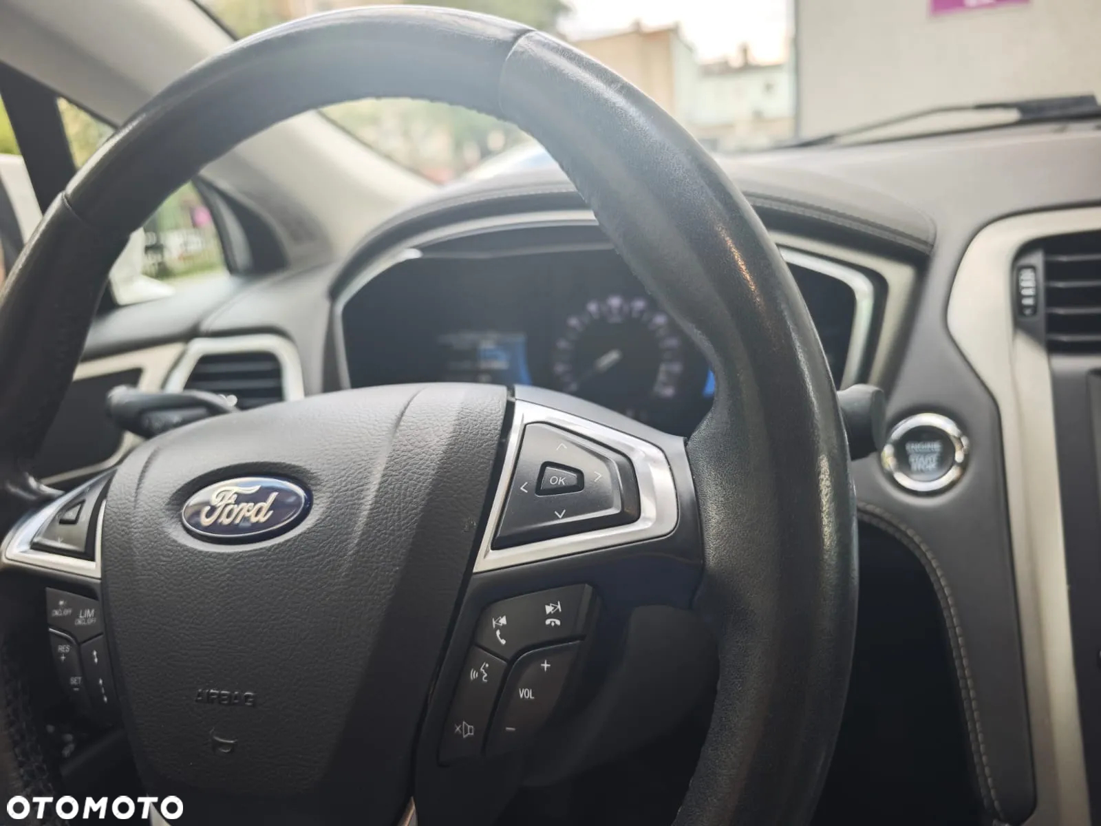 Ford Mondeo 2.0 Ti-VCT Hybrid VIGNALE - 24