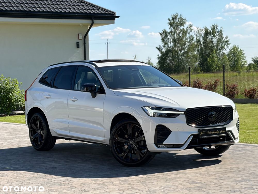 Volvo XC 60 B5 B AWD Ultra Black Edition - 32