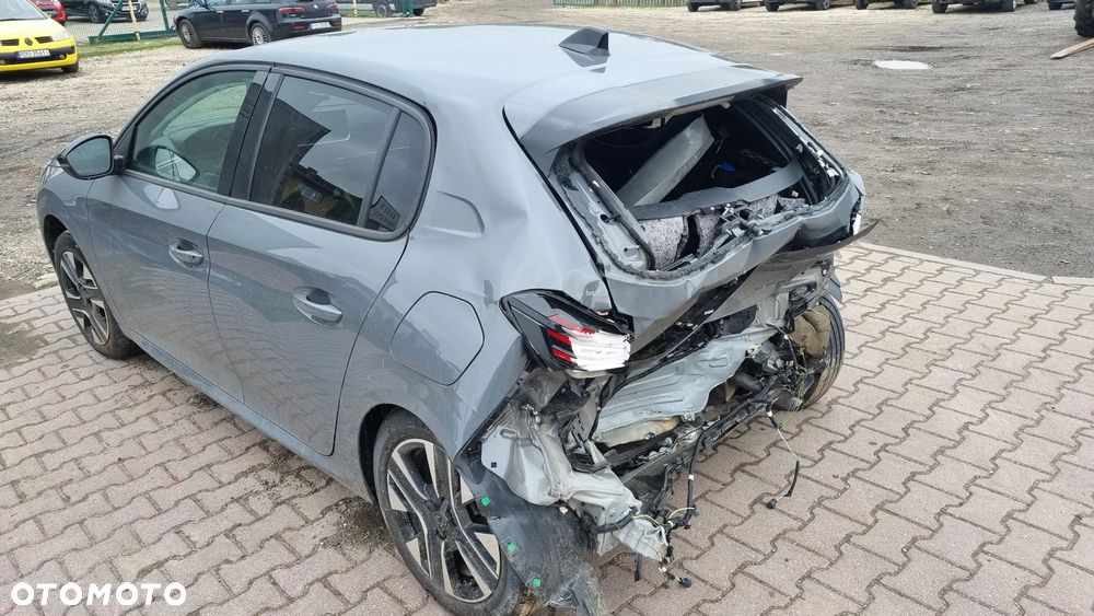 Peugeot 208 1.2 mHEV Active - 12