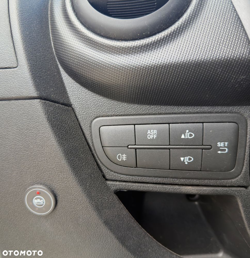 Fiat Fiorino 1.4 Easy - 12