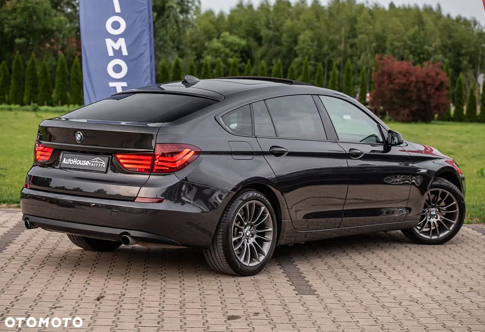BMW 5GT 535i xDrive - 11