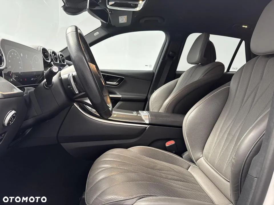 Mercedes-Benz GLC 300 d 4-Matic - 12