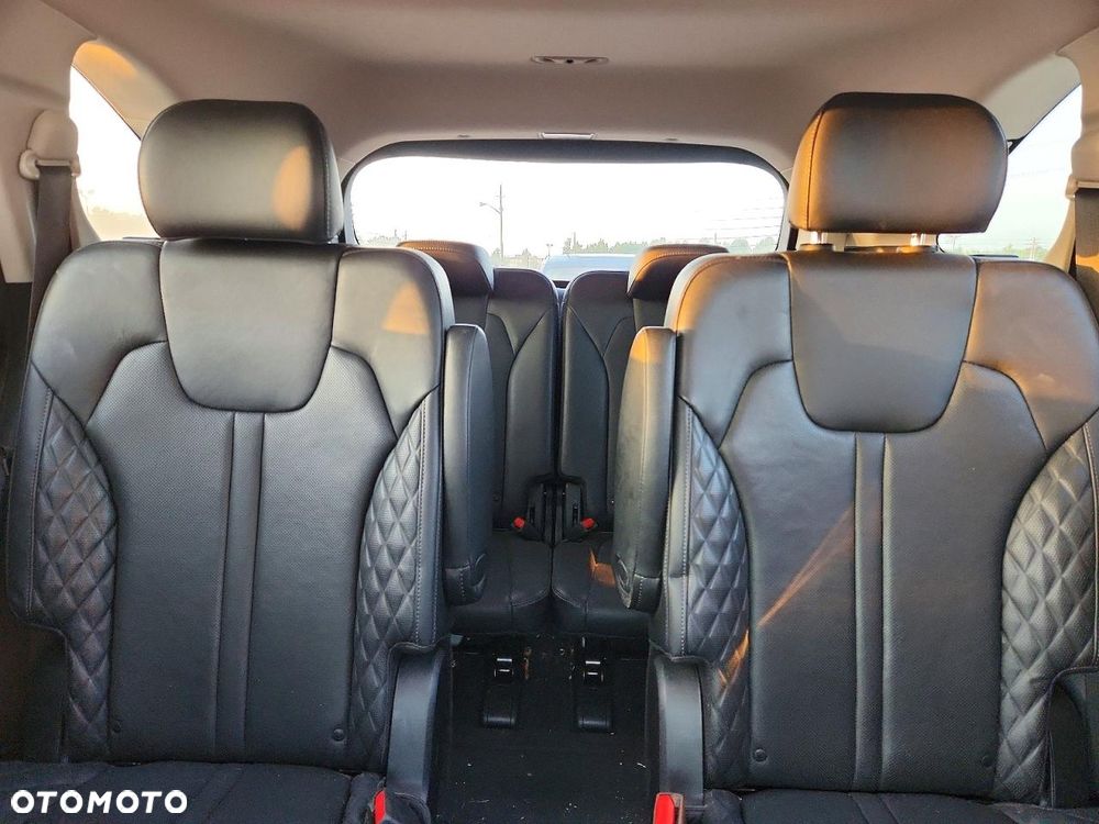 Kia Sorento - 11