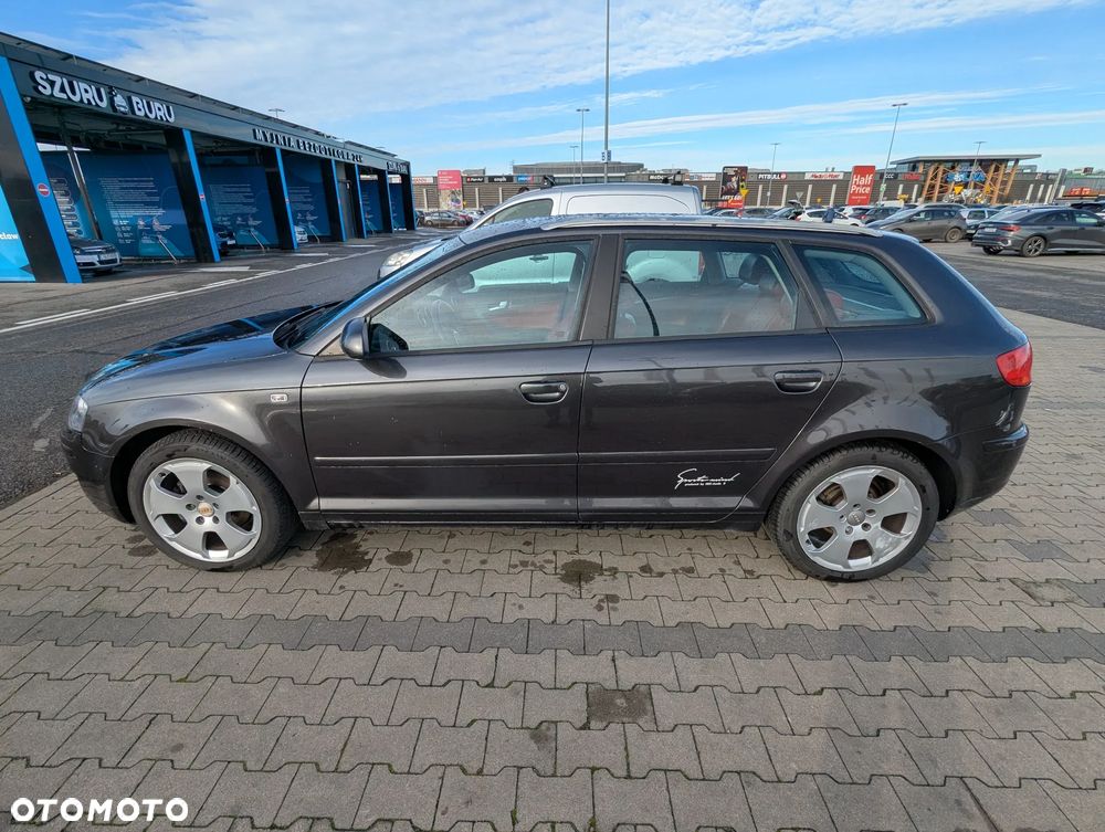 Audi A3 Sportback 2.0 TDI Ambiente - 3