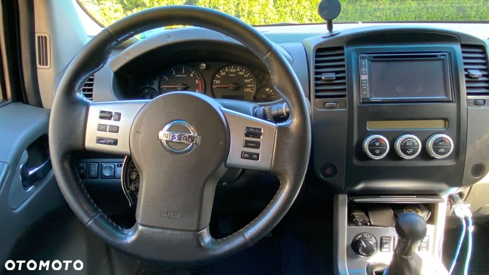 Nissan Navara 2.5 D XE - 15