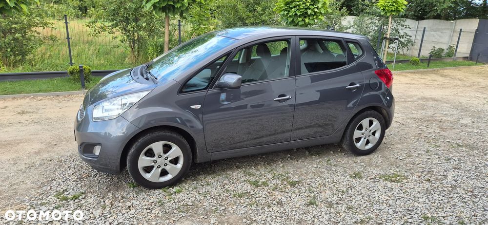 Kia Venga - 4
