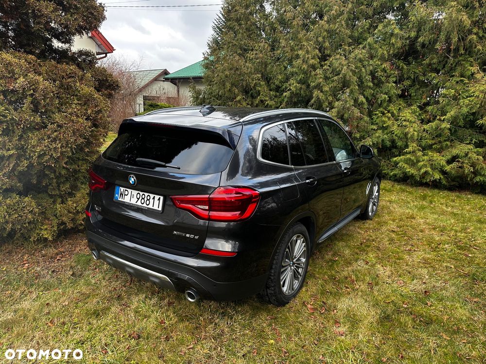 BMW X3 xDrive20d Luxury Line - 12