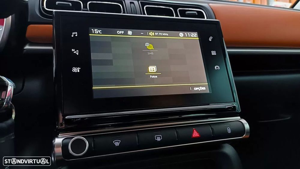 Citroën C3 1.2 PureTech Shine - 38