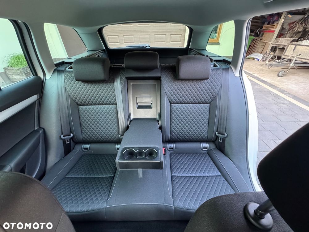 Skoda Octavia 2.0 TDI 4x4 Elegance DSG - 17