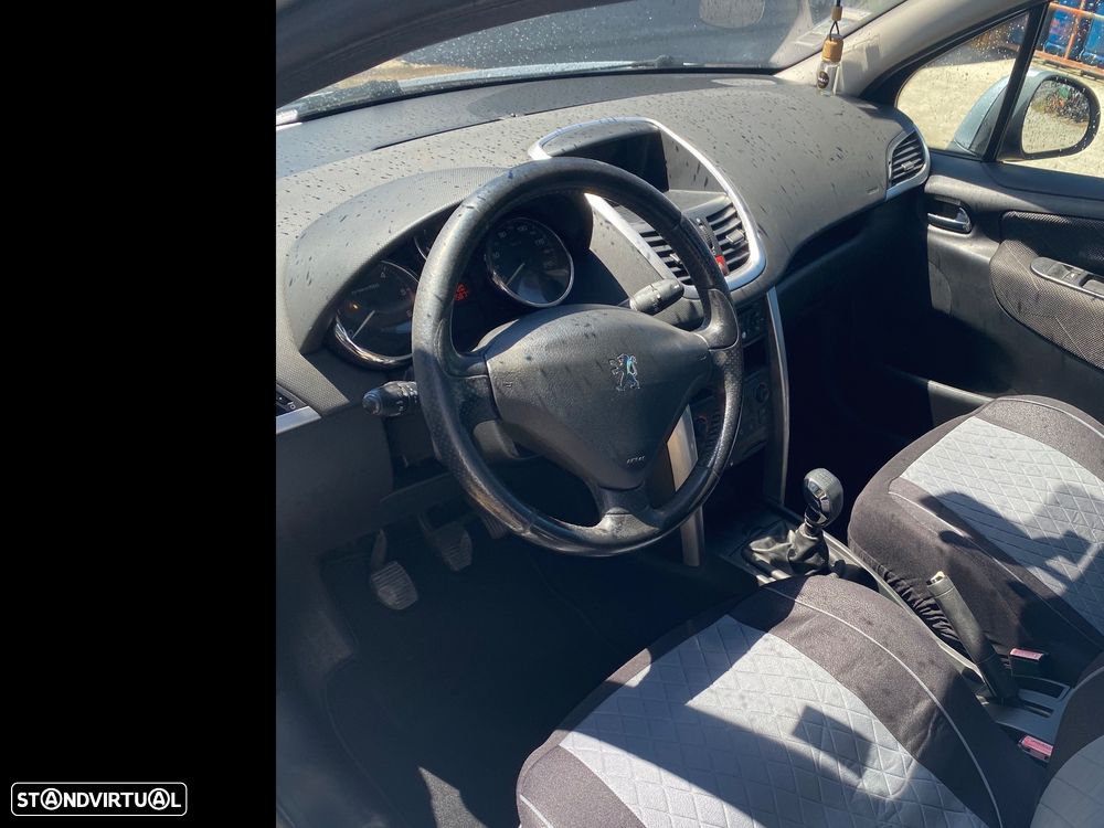 Peugeot 207 1.4 HDi Sport - 4