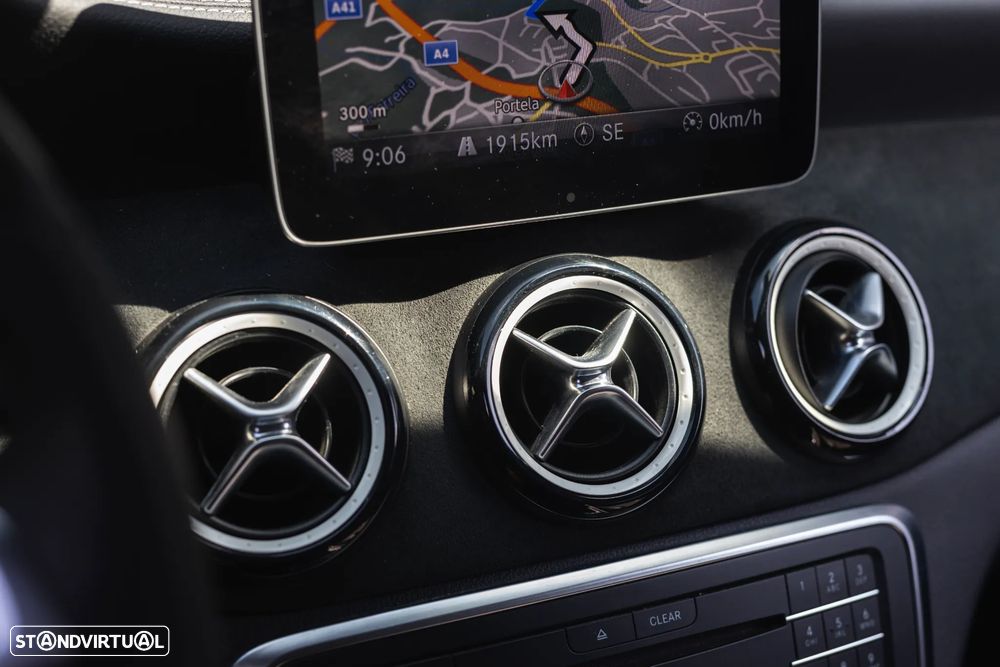 Mercedes-Benz CLA 200 d Shooting Brake AMG Line Aut. - 22
