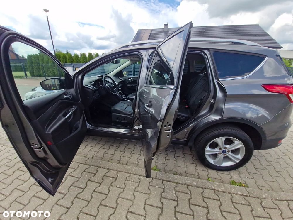 Ford Kuga 2.0 TDCi 4WD Titanium Plus - 23