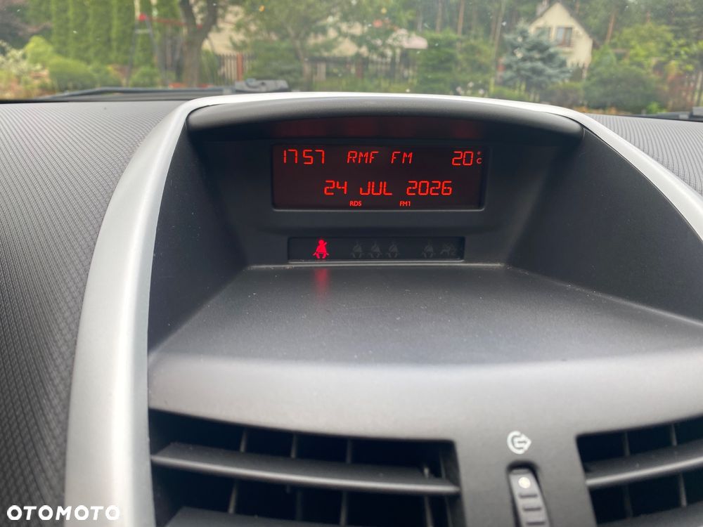 Peugeot 207 95 VTi Urban Style - 11
