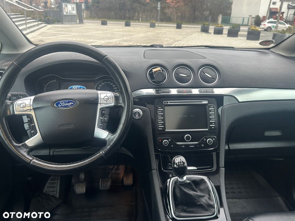 Ford S-Max 2.0 TDCi DPF Titanium X - 14