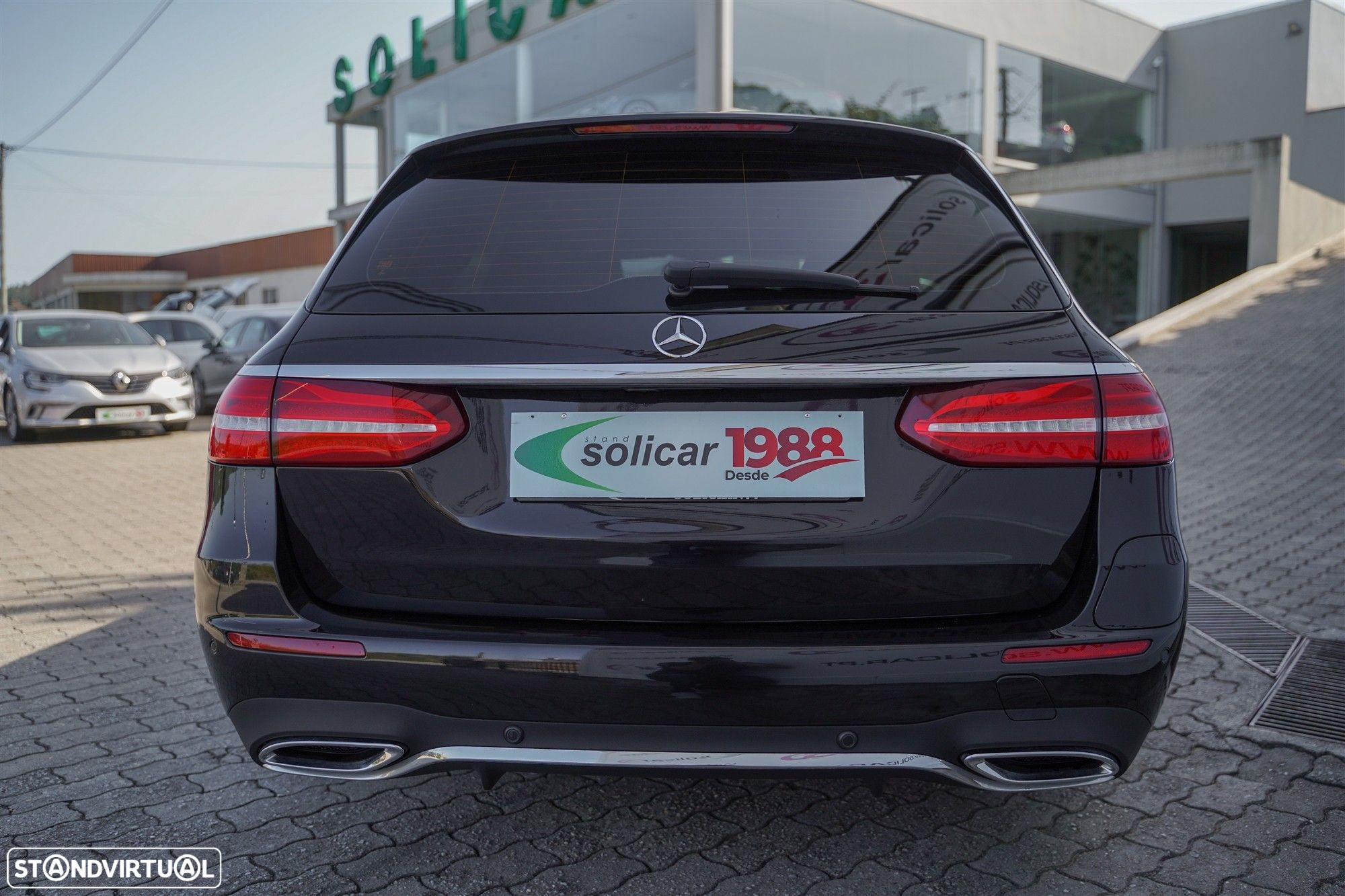 Mercedes-Benz E 300 de AMG Line - 3