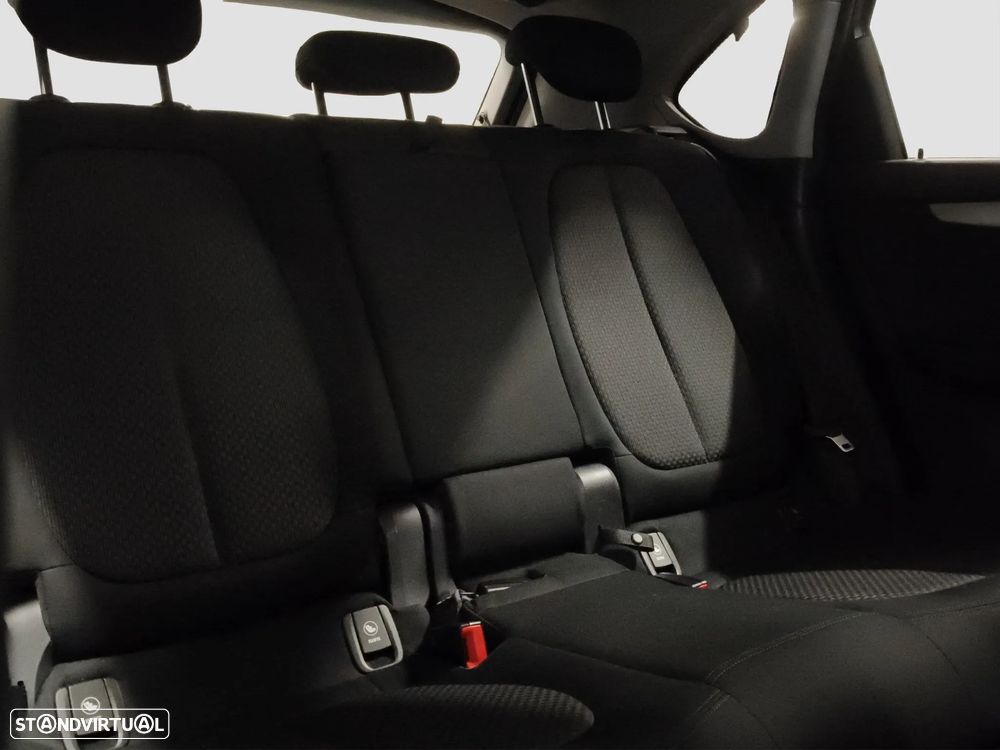 BMW 225xe Active Tourer Advantage - 40