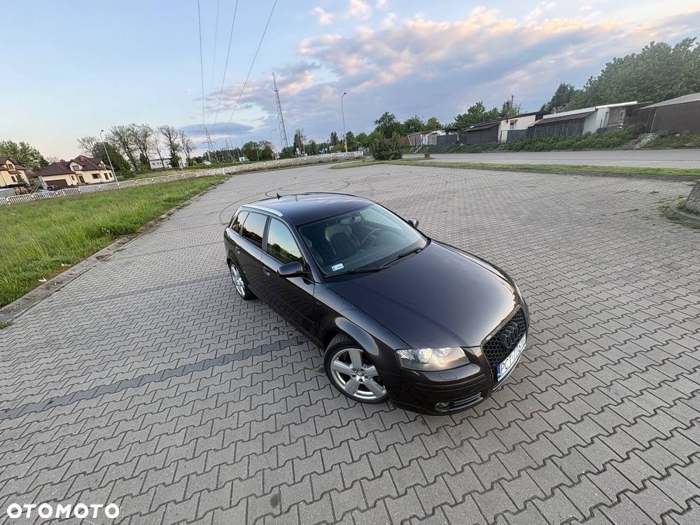 Audi A3 Sportback 2.0 TDI DPF Quattro Attraction - 3