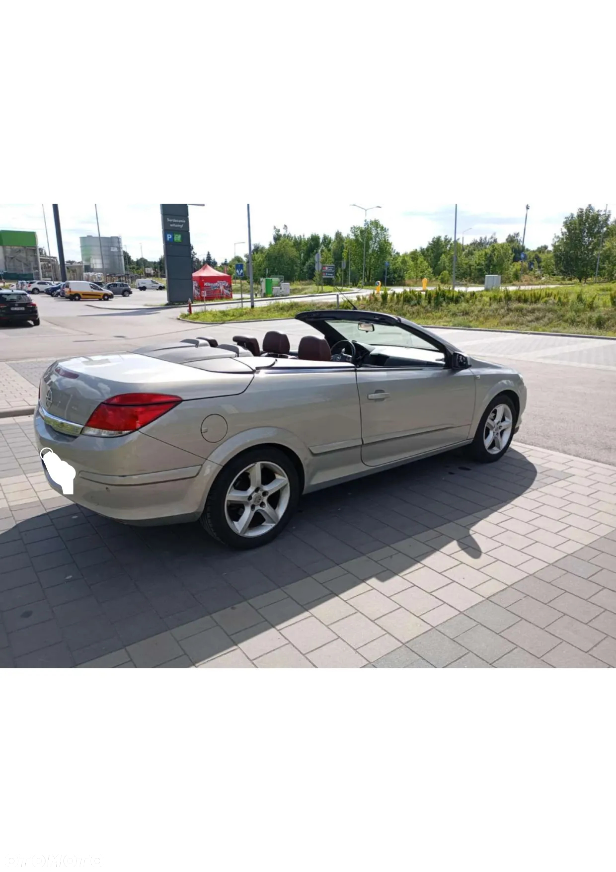 Opel Astra III GTC 1.8 Cosmo - 12