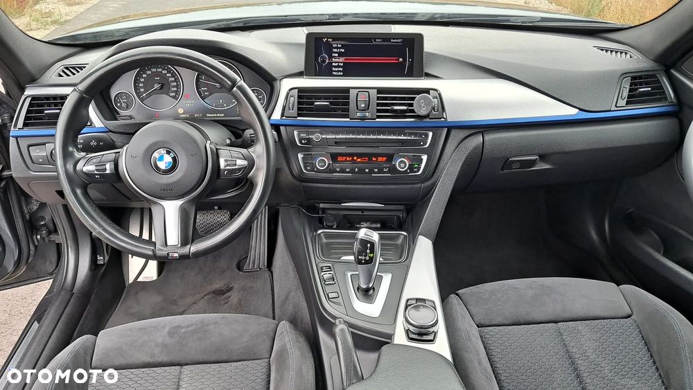 BMW Seria 3 325d M Sport - 7