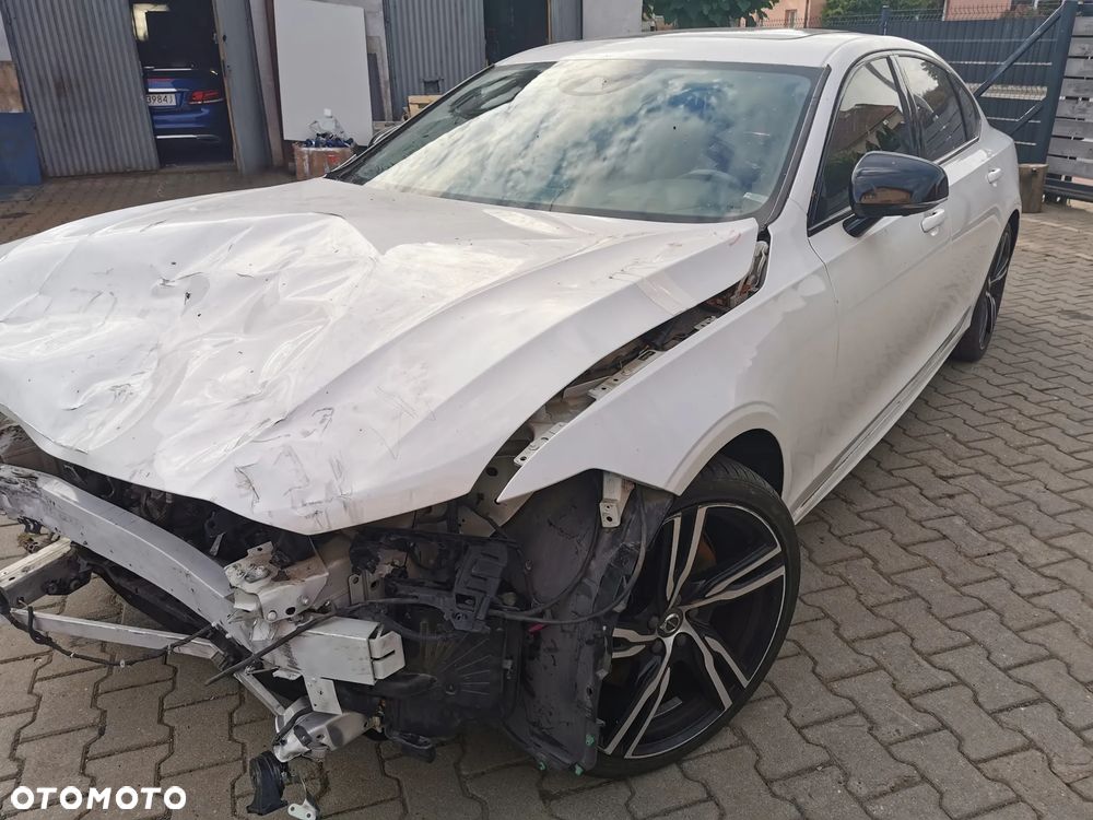 Volvo S90 T6 AWD R-Design - 2