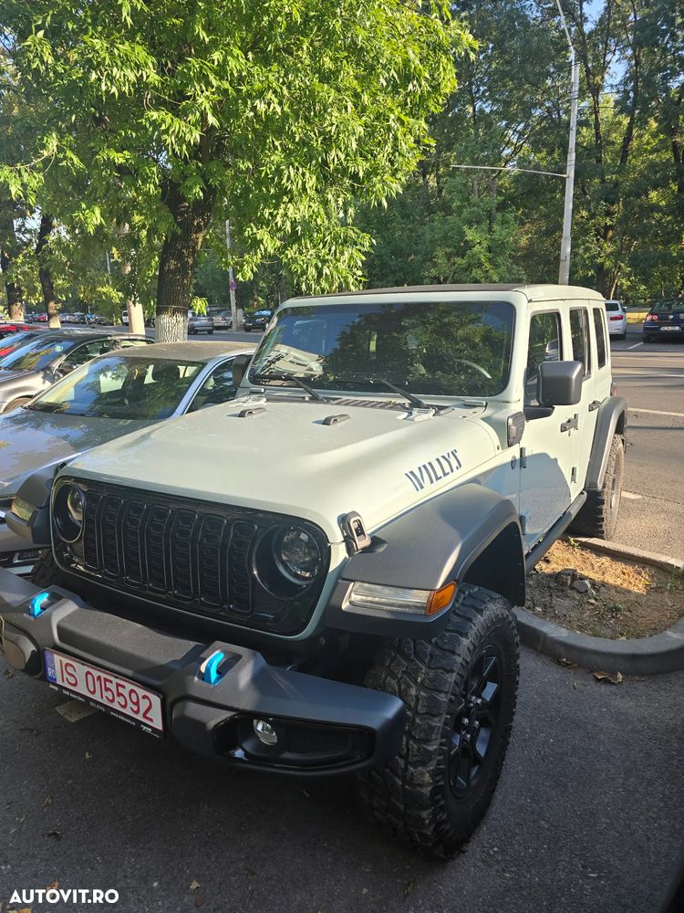 Jeep Wrangler - 12