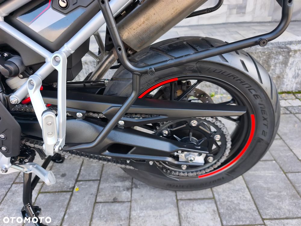 Triumph Tiger - 30