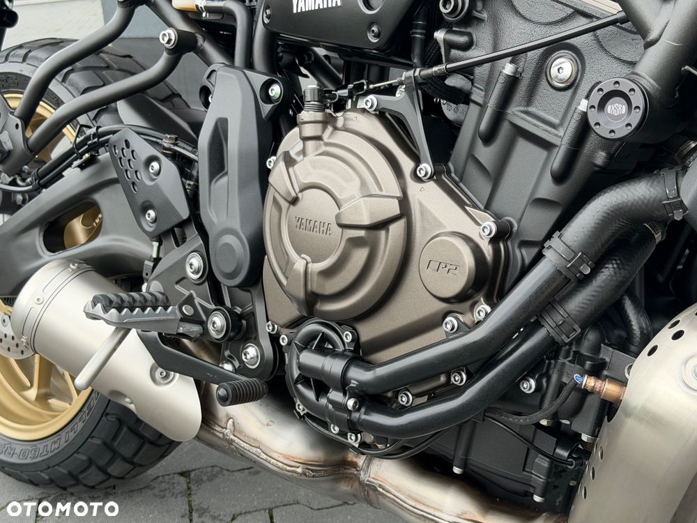 Yamaha XSR - 21