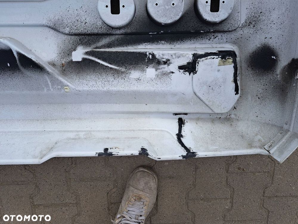 ZDERZAK TYŁ TYLNI FIAT KAMPER weinsberg Caracore KEMPING - 14