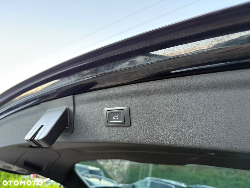 Audi Q3 1.4 TFSI CoD ultra S tronic - 25