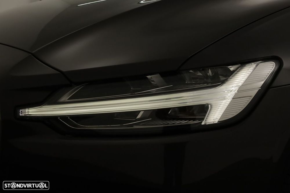 Volvo V60 2.0 T6 AWD TE Essential - 6