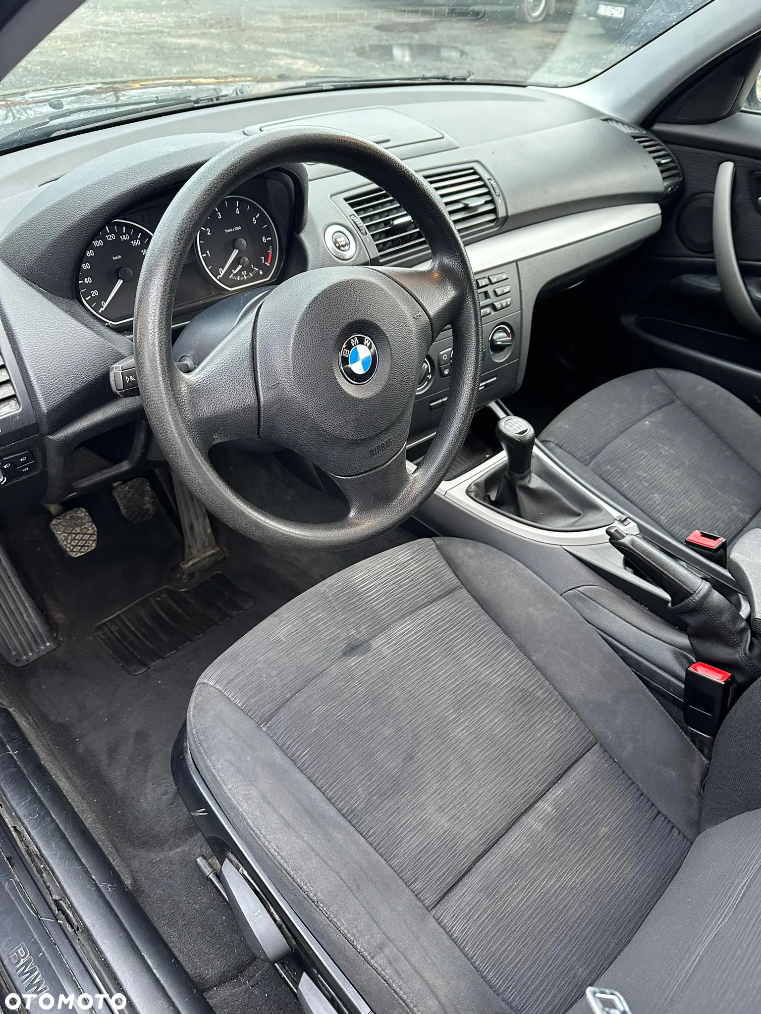 BMW Seria 1 116i - 8
