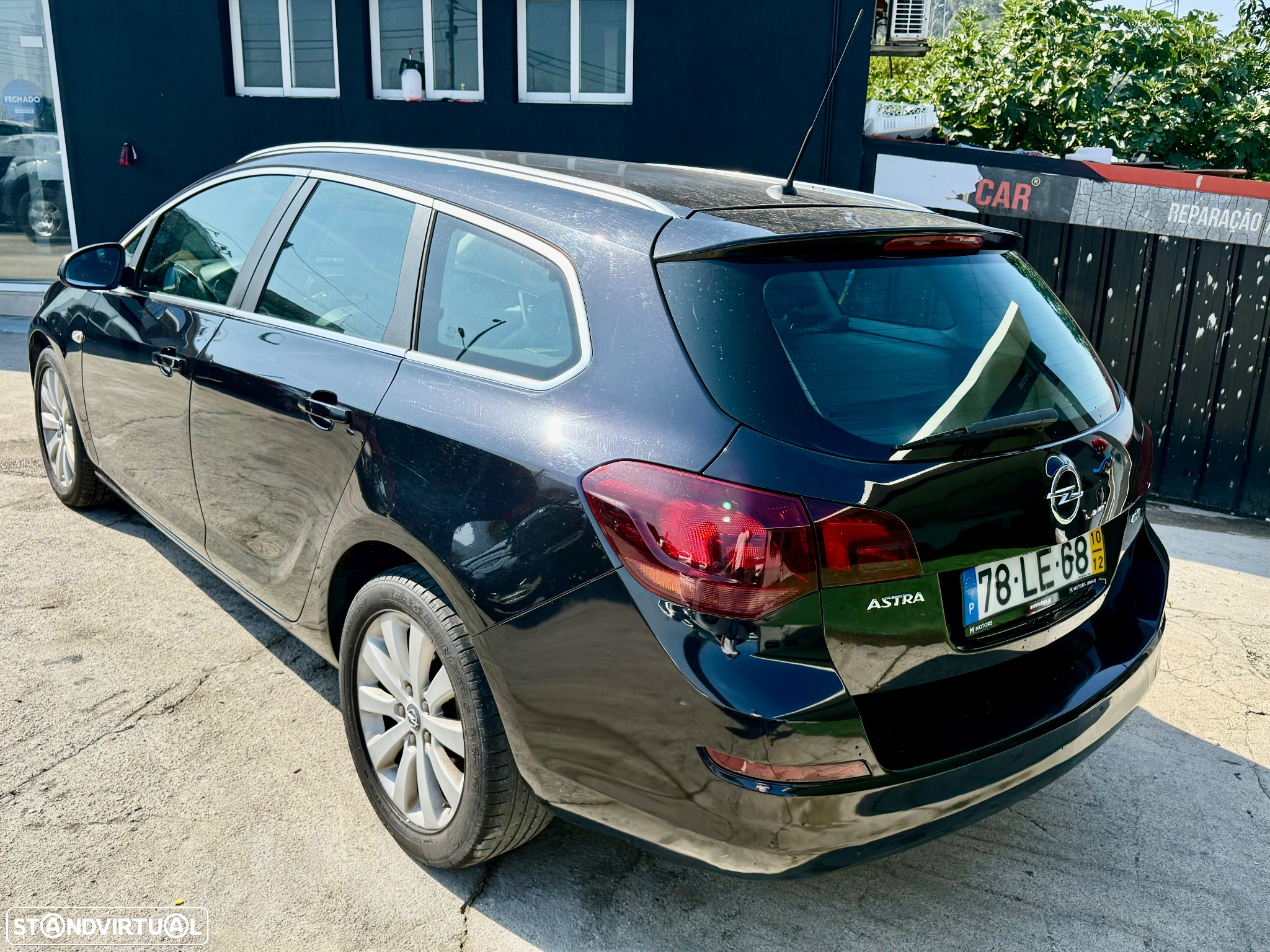 Opel Astra Sports Tourer 1.3 CDTi Executive S/S - 24