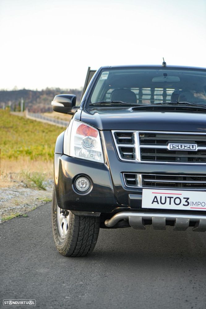 Isuzu D-Max 4x4 Cabine Dupla Custom - 7