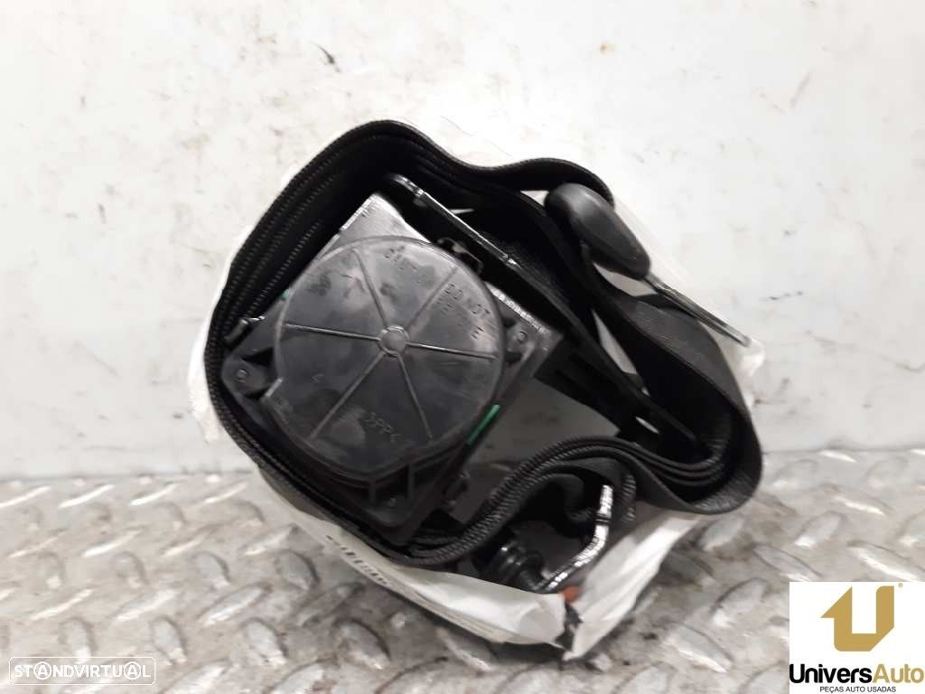 CINTO DE SEGURANÇA TRASEIRO DIREITO HYUNDAI ELANTRA SEDÁN - 1