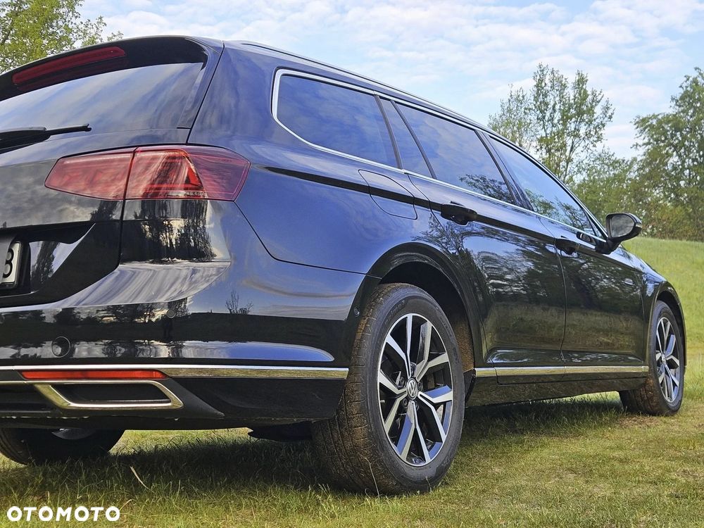 Volkswagen Passat - 21