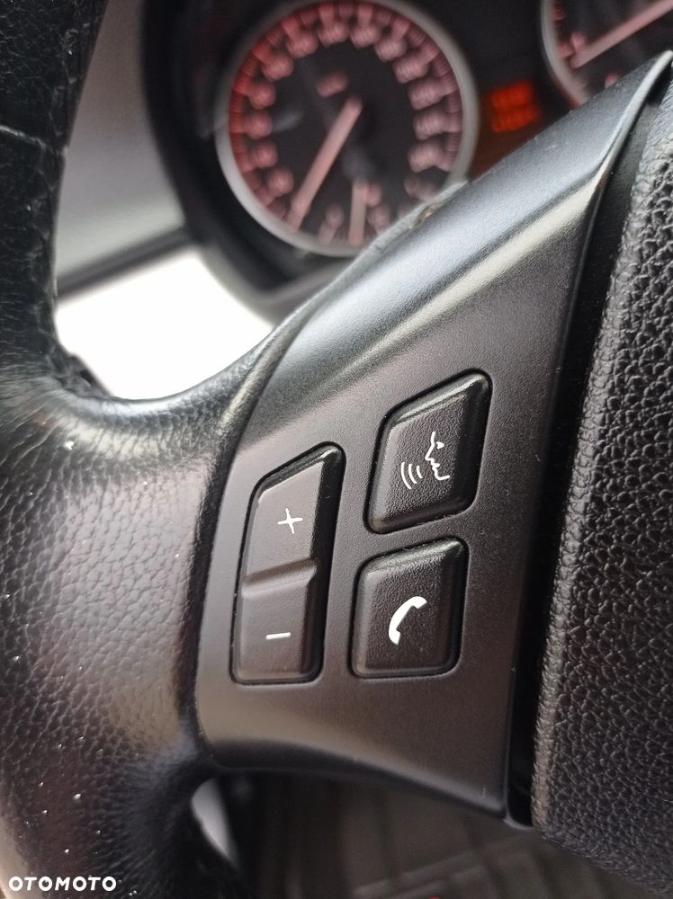 BMW Seria 3 - 30