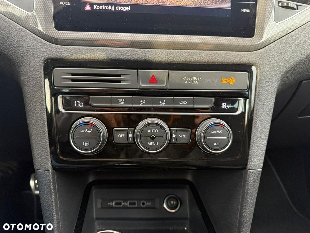 Volkswagen Golf Sportsvan - 12