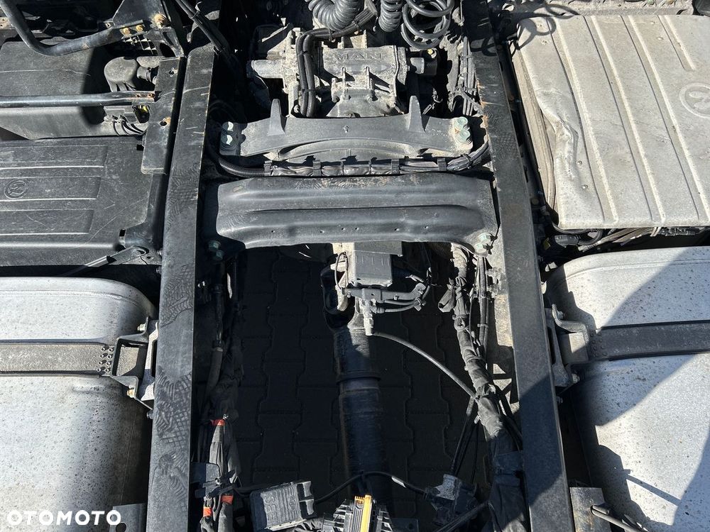 MAN TGX 18.510 4x2 LL SA - 11