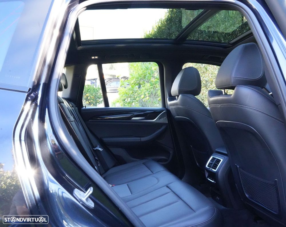 BMW iX3 M Sport Inspiring - 48