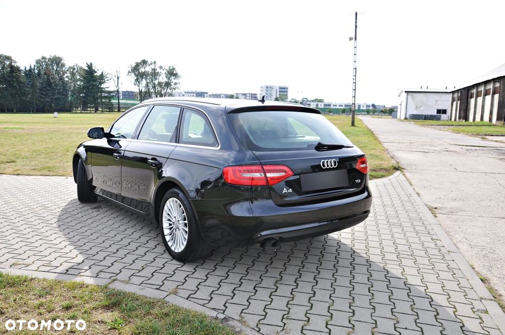 Audi A4 Avant 2.0 TDI ultra - 6