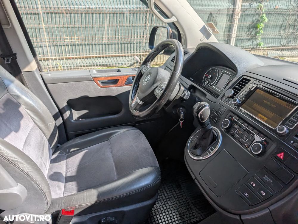Volkswagen Multivan - 8