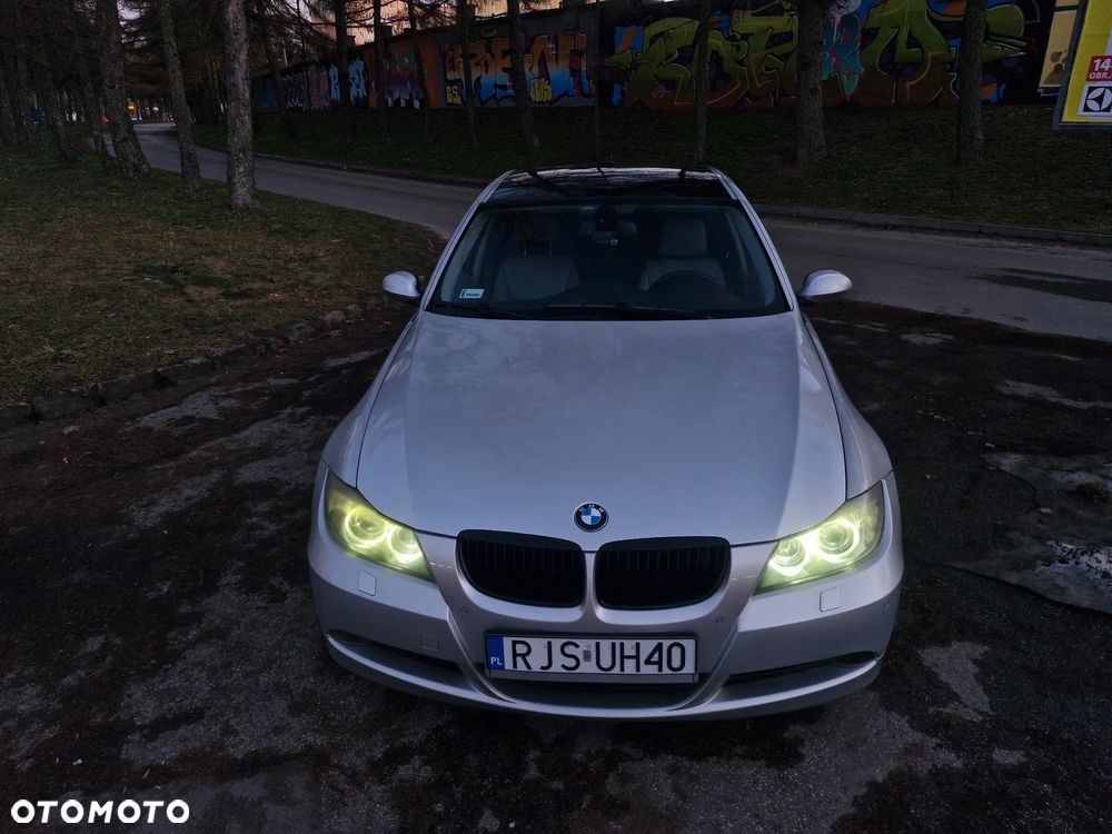BMW Seria 3 325xi - 5