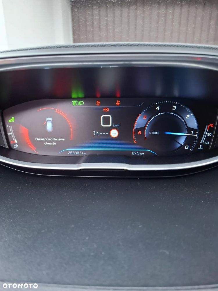 Peugeot 3008 HDi FAP 150 Premium - 21