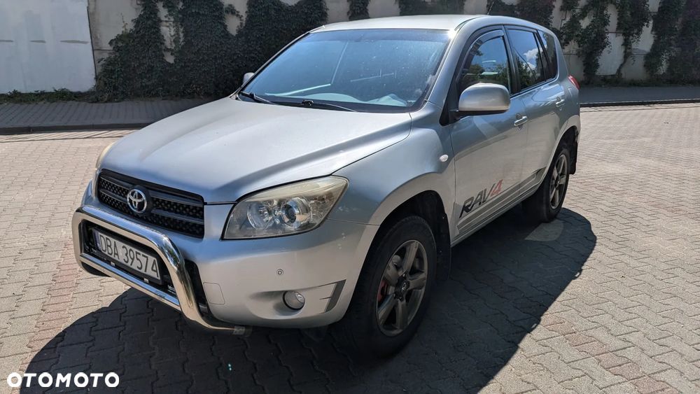 Toyota RAV4 - 18