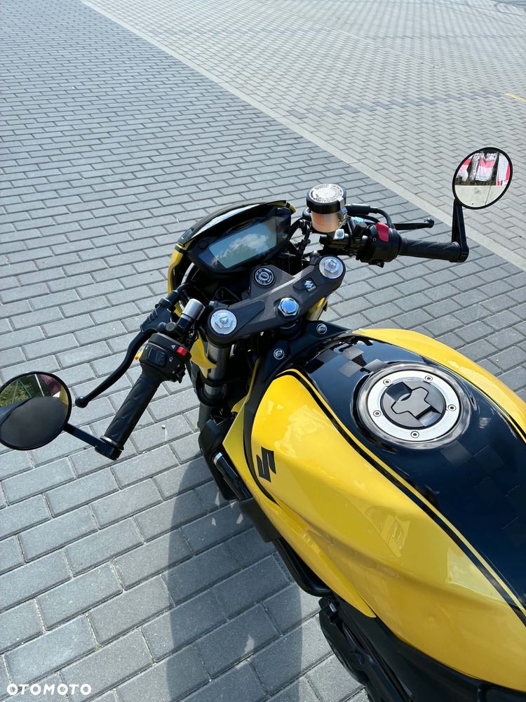Suzuki SV - 8