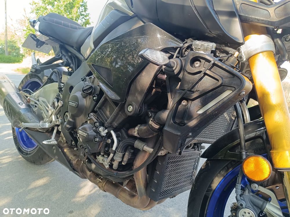 Yamaha MT - 7