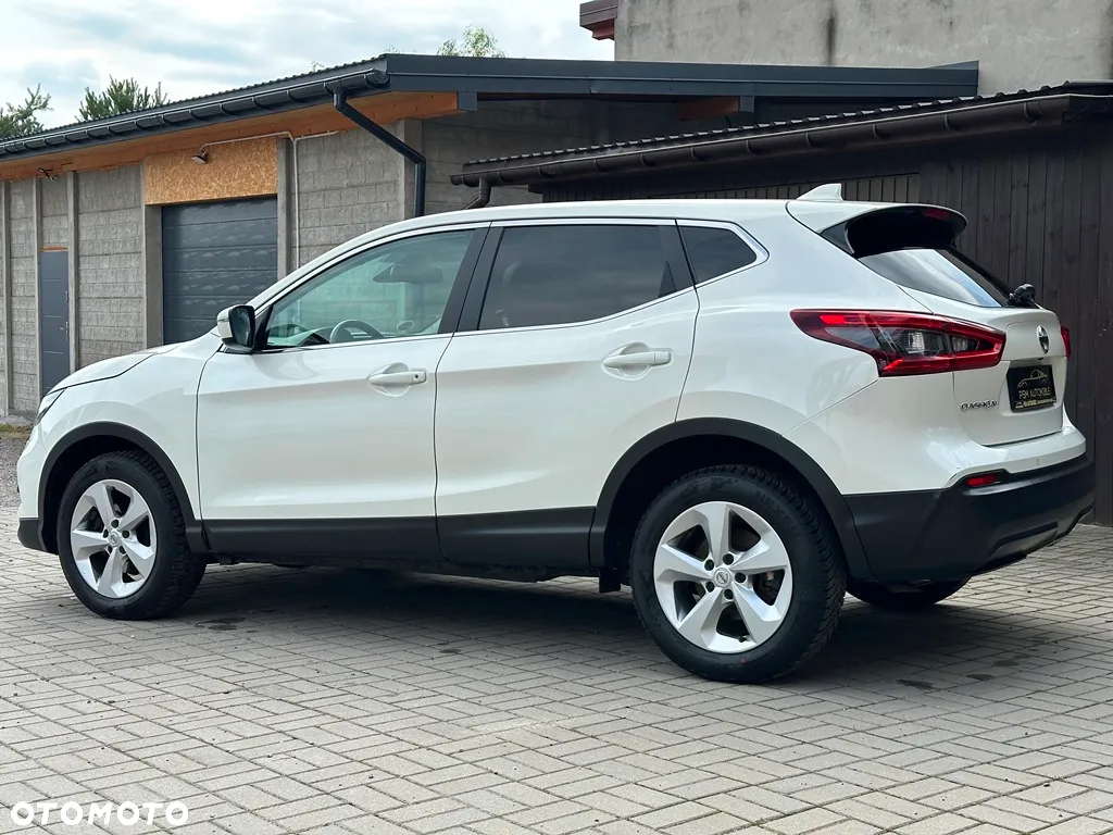 Nissan Qashqai 1.3 DIG-T N-Connecta DCT - 12