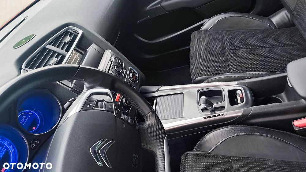 Citroën C4 THP 155 EGS6 Exclusive - 20
