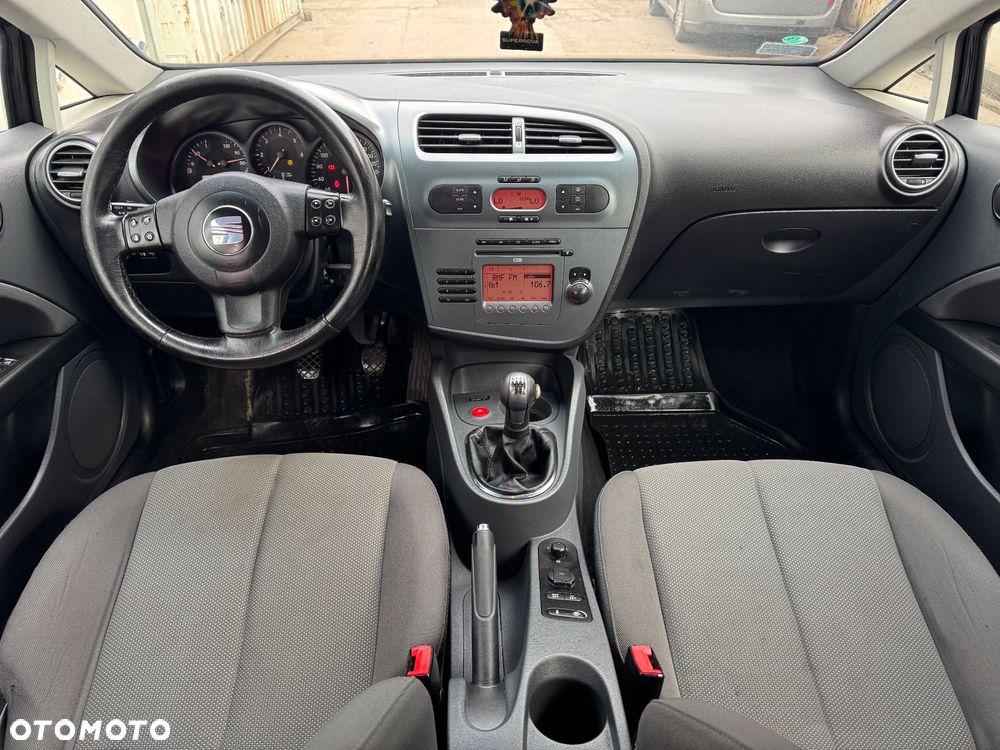 Seat Leon 2.0 TDI Reference - 8