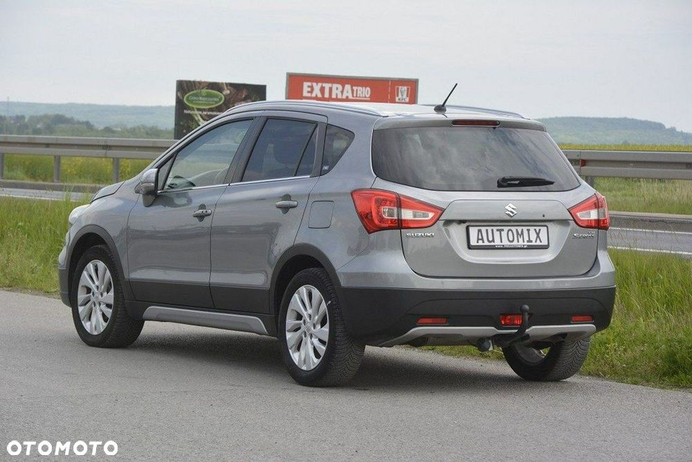 Suzuki SX4 S-Cross 1.0 T Premium - 4